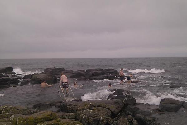 Klipperne neden for Halleklippen