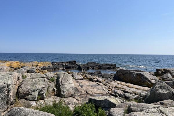 Halleklippen klipper ved vandet