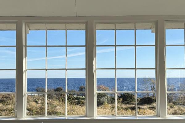 Udsigten over vandet fra spisesalen